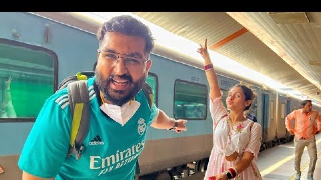 'Indian Railway Ka FOOD REVIEW 