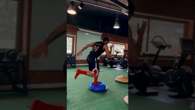 'for more balance and focus football exercises) #fitness #workout #motivation #tiktok #youtubeshorts'