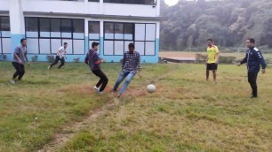 'FITNESS FREAK ||PLAYING FOOTBALL ⚽||FUN 