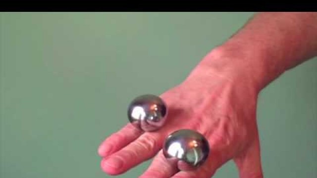 'Finger Fitness crazy metal ball tricks'