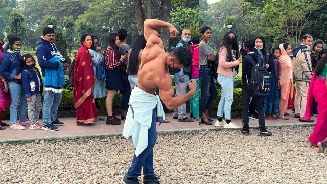 'When Fitness Freak goes Shirtless In Public | [ Must See Girls & Public Reaction] | In Kolkata'