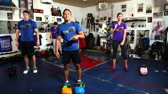 '2. Kettlebell Workouts • Beginners/Intermedium Workout'