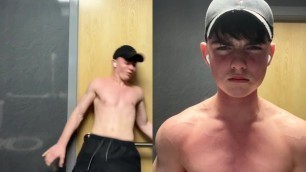 'Fitness Freak Almost Passes Out While Flexing Too Hard || WooGlobe'