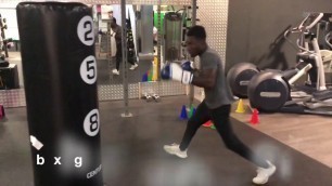 'Energie Fitness Gym Kilburn - Boxing - Terry on Wave Master Punchbag - Cla'