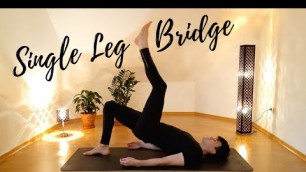 'Single Leg Bridge // Brücke Übung // Fitness Exercise // Glutaeus Übung // unterer Rücken Übung'