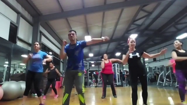 'La Dueña Del Swing - Coreografía | Los Hermanos Rosario & Gabriel | ZUMBA FITNESS'