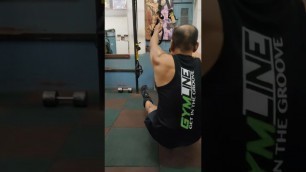 'Mr fitness freaky work out sengele leg help of #TRX'