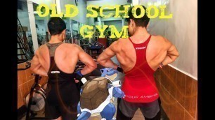 'FREAKY ARM WORKOUT IN AN OLD SCHOOL GYM'