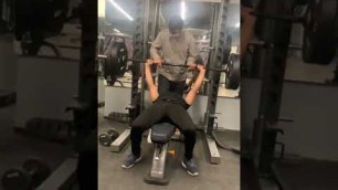 'Funniest and epic gym fails. #youtubeshorts #gym #fail #gymfails #funny #funnyvideo'