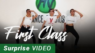 'First Class & SURPRISE! | Bollywood Dance Fitness Choreography by Vijaya Tupurani | Arijit Singh'
