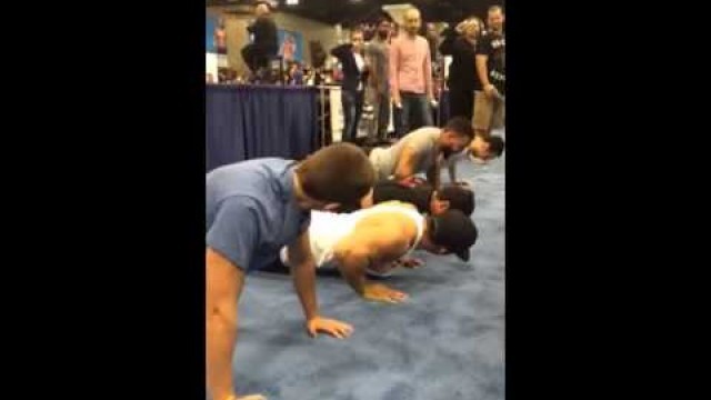 'Tristen push up contest / 2015 LA Fit Expo'