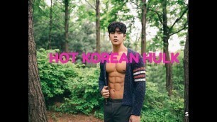 'Cute Korean Hulk shows off his abs and pumping chest on a treadmill'