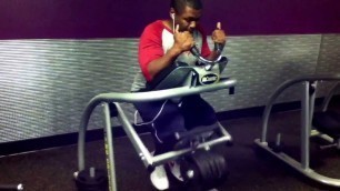 'NLZ using the Ab Coaster at Planet Fitness Day 16'