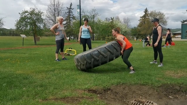 'Lift fitness Peace River Femsport team outdoor training'