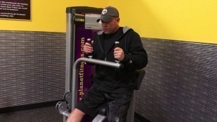 'Planet Fitness Ab Machine 2 - How to use the ab machine at Planet Fitness'