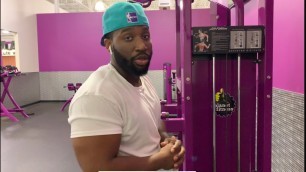 'How To Use The Assisted Pull-up Machine At (Planet Fitness)'