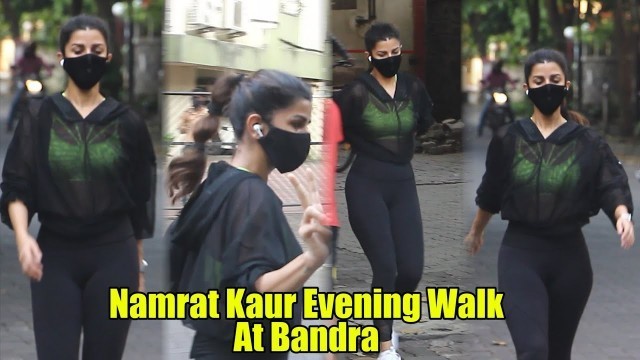 'Namrat Kaur Evening Walking Video  - Fitness Mantra'