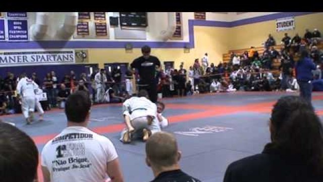 'MKG Seattle Brazilian Jiu-Jiu / BJJ - Ian Smith at the Revolution'