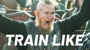 'Vikings Star Alexander Ludwig Shows His Shoulder Bulking Workout | Train Like a Celeb | Men\'s Health'