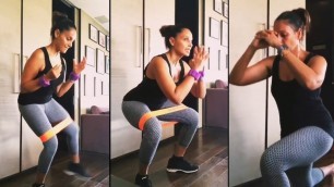 'Bipasha Basu ने घर पर किया Workout -  देखिये Video'