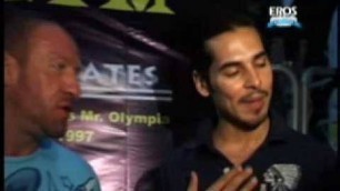'Bipasha Basu & Dino at Golds Gym with Olympian Dorian Yates'