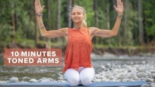 '10 Min TONED Arms Workout | 10 Easy Arm Exercises For Quick Results (No Equipment)'