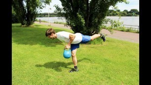'6 Kettlebell Übungen für einen starken Rücken'