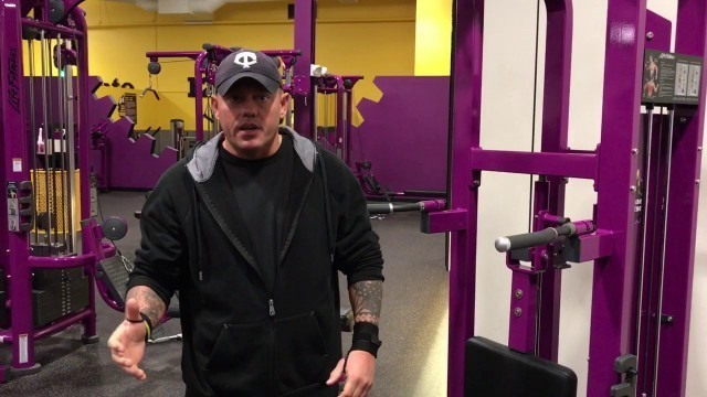 'Planet Fitness Pull Up Machine - How to use the pull-up chin up dip Machine'