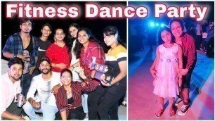 'Fitness Dance Party | Party Songs | Mashup songs | Dancita | Dance Video | Bollywood songs #dance'
