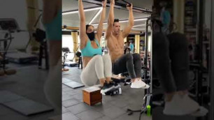 'Fitness couple together workout on abs muscles ||couple workout goals|| #couplegym #gymcouples'