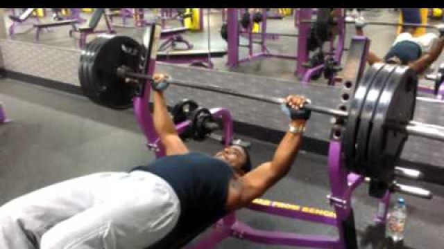 '315 lb bench press 1x'