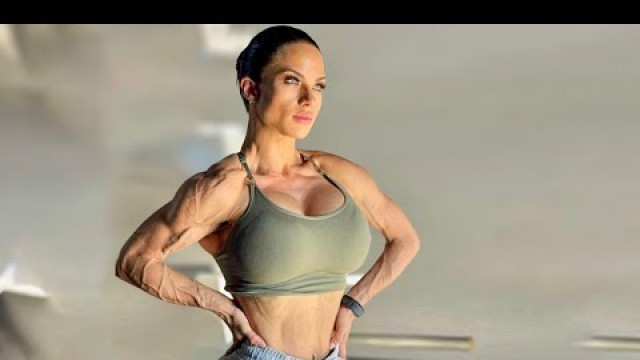 'IFBB PRO - Renee Jewett - Female Fitness Motivation 2021'