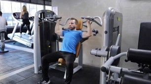 'MACH SHOULDER PRESS / OMUZ HAREKETİ'